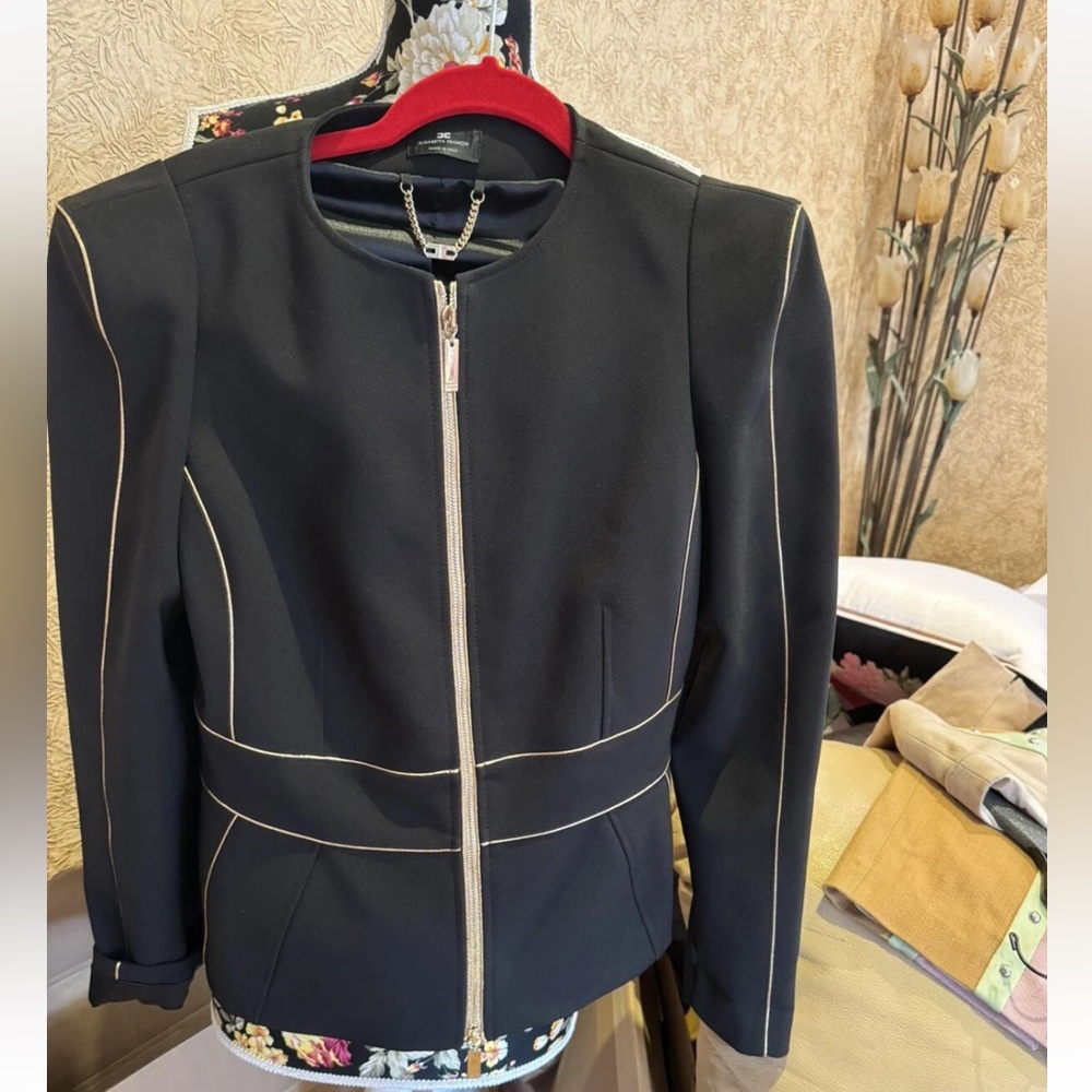 Black Women’s Zip-Front Jacket with Contrast Piping Elizabetha Franci